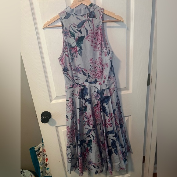 Ivanka Trump Floral Sleeveless Dress - Pink and Blue Size 2 - Picture 5 of 6